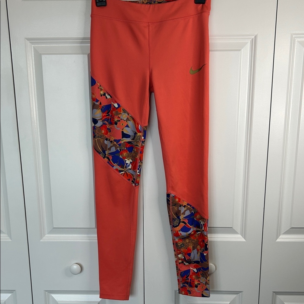 Nike Coral Leggings with Floral Pattern